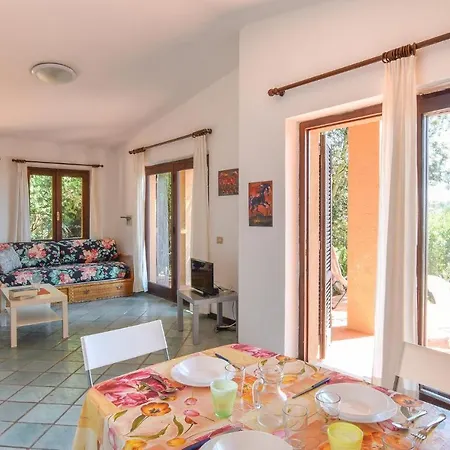 In Trinita Dagultu Vignol With Kitchen